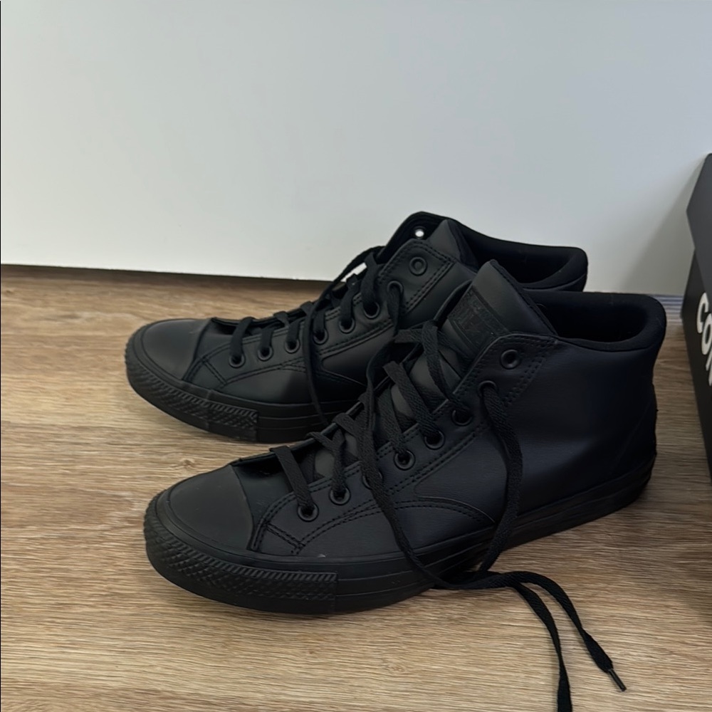 Converse Men's Black Malden Street Mid 12